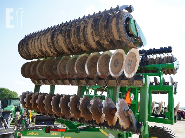 2021-john-deere-2680h-image-22