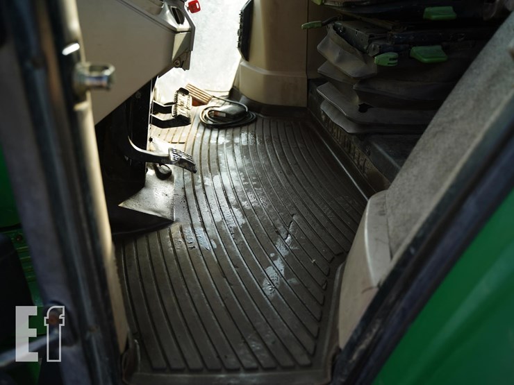 2002-john-deere-7420-image-36