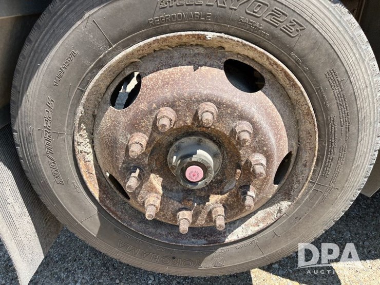 2009-sterling-feed-truck-(jn2573,-unit-2018)-image-48