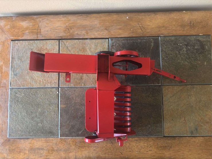 1/16-tru-scale-square-baler-carter-image-5