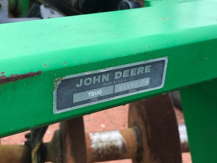 john-deere-110-image-28
