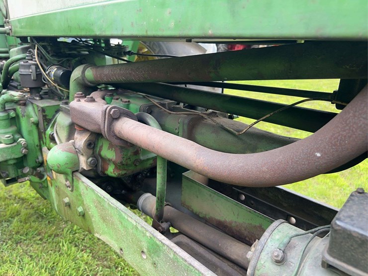 1958-john-deere-520-image-22