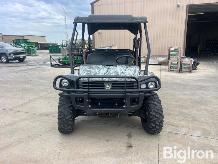 2017-john-deere-gator-image-2