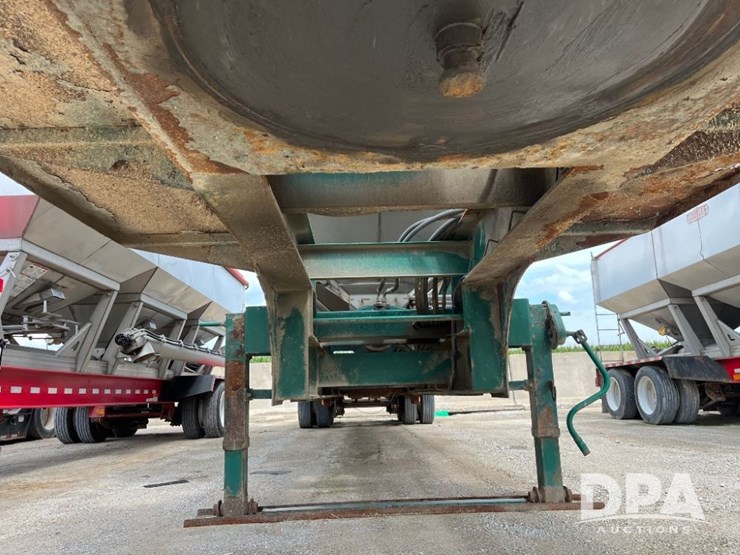 2015-b-b-dry-tender-trailer-(jn2633)-image-14