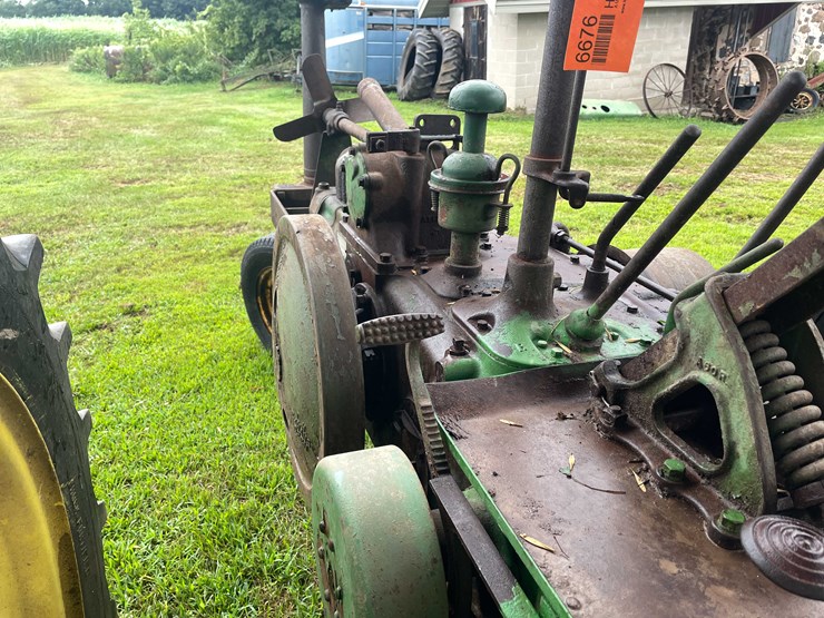 #6676-•-john-deere-parts-tractor-image-21