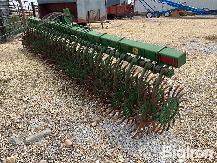 john-deere-400-image-7