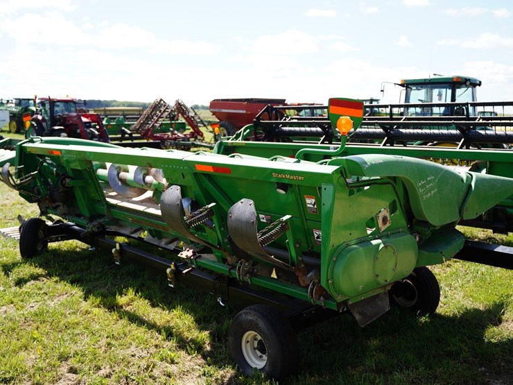 john-deere-608c-image-3