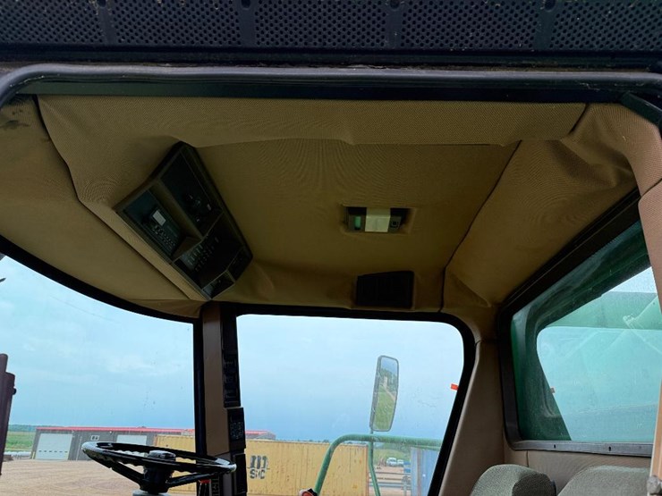 1994-john-deere-9500-image-56