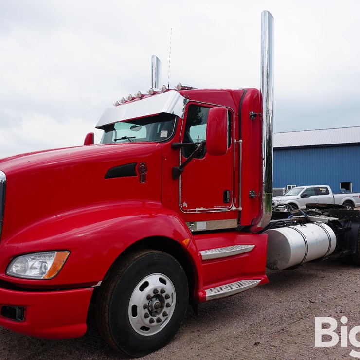 2009 KENWORTH T660