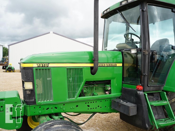 john-deere-7410-image-11