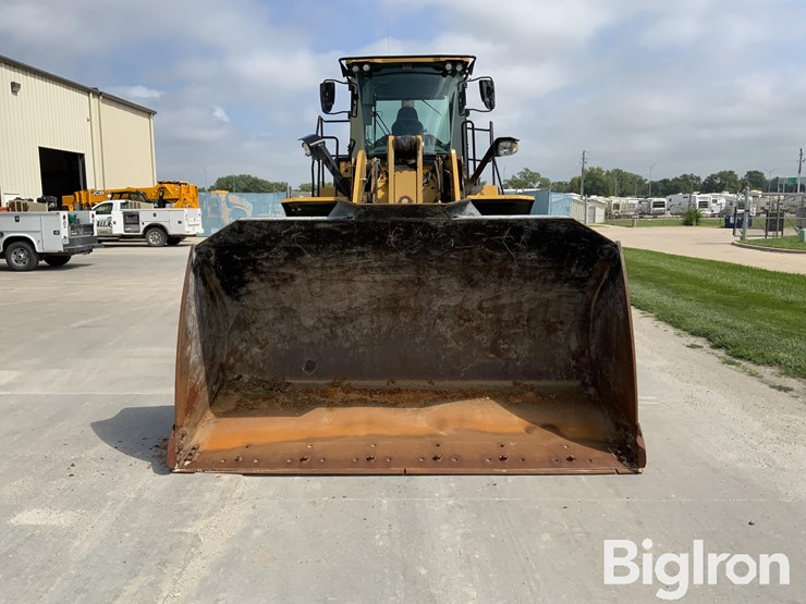 2017-caterpillar-950m-image-2