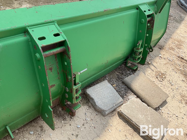 john-deere-8-image-14