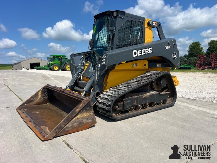 2018-deere-331g-image-1