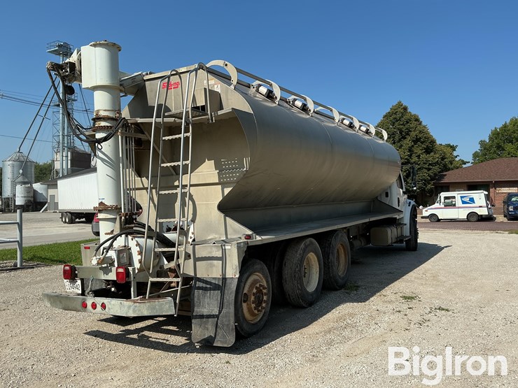 2006-freightliner-m106-t/a-bulk-feed-truck-image-5