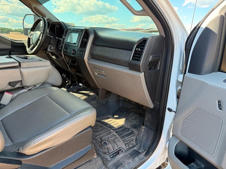 2017-ford-f250-xl-image-38