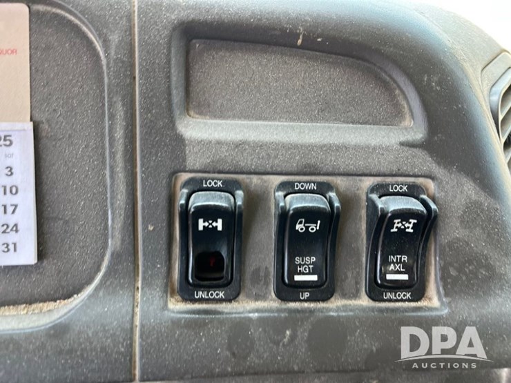 2009-sterling-feed-truck-(jn2573,-unit-2018)-image-86