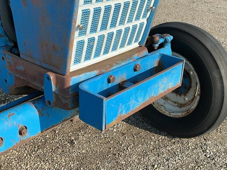 ford-4000-image-38