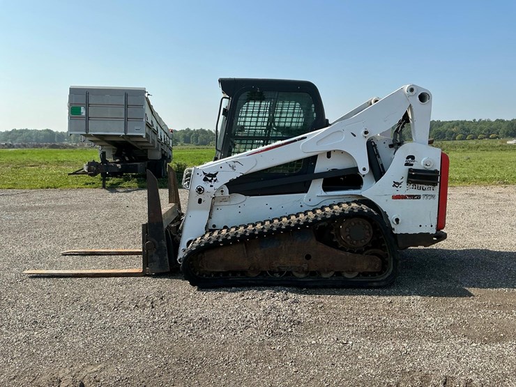 2015-bobcat-t770-image-2