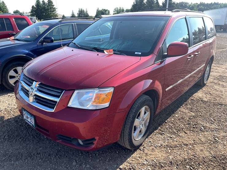 2009-dodge-grand-caravan-image-1
