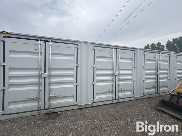 2025-40'-one-trip-shipping-container-image-8