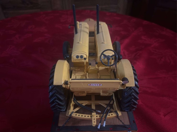 oliver-880-image-5