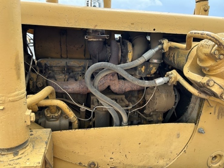 1972-international-td15b-image-12
