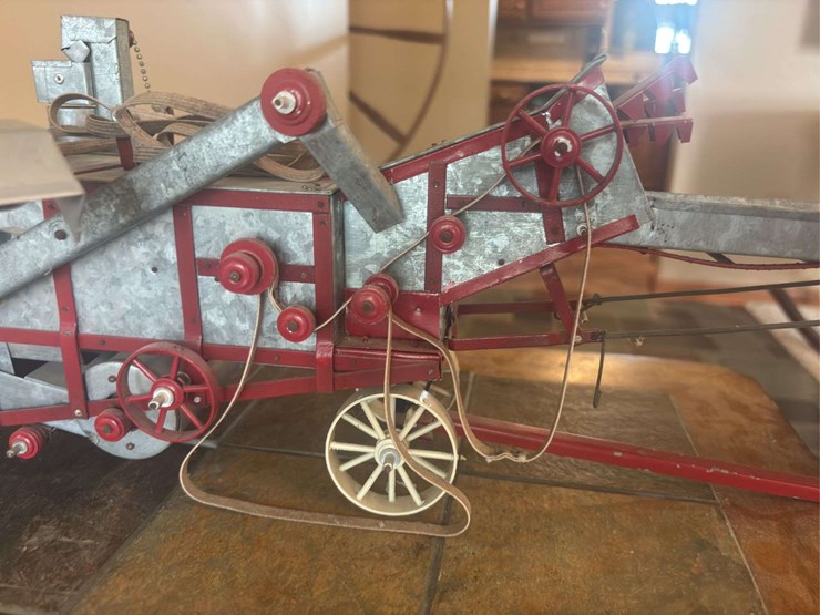 1/16-mccormick-deering-threshing-machine-custom-image-8