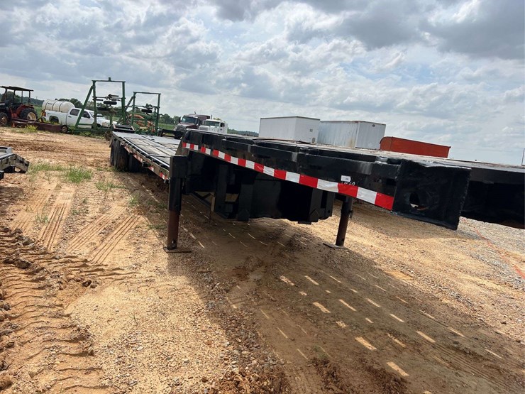 8'-x-45'-t/a-step-deck-trailer-image-12