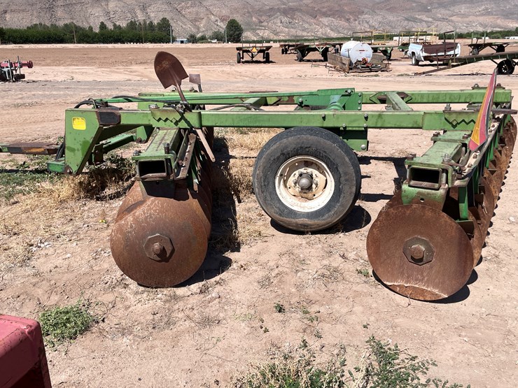 john-deere-425-image-32