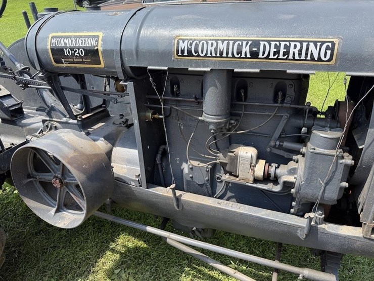 mccormick-deering-10-20-tractor-image-8