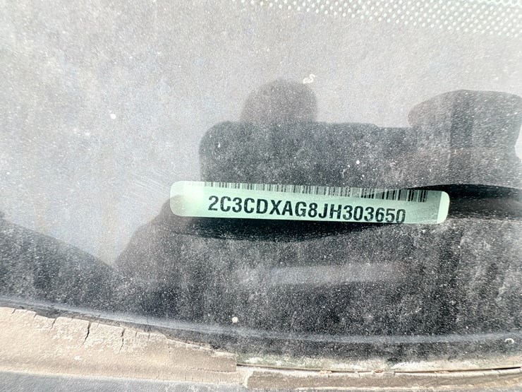 #51-•-#25944-•-inop-2018-dodge-charger-sedan-vin:-2c3cdxag8jh303650-image-35