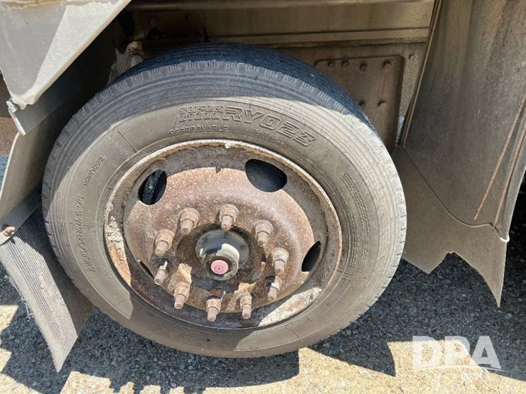 2009-sterling-feed-truck-(jn2573,-unit-2018)-image-47