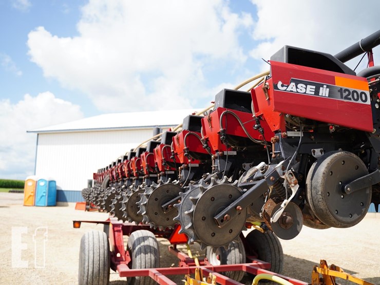 2004-case-ih-1200-image-24