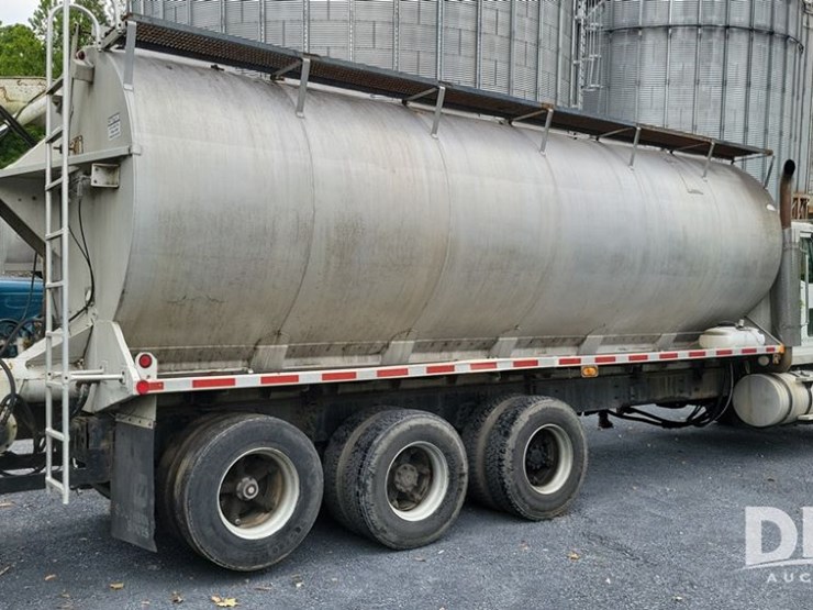 2002-international-5900i-feed-truck-(dr11998-unit-17)-image-3