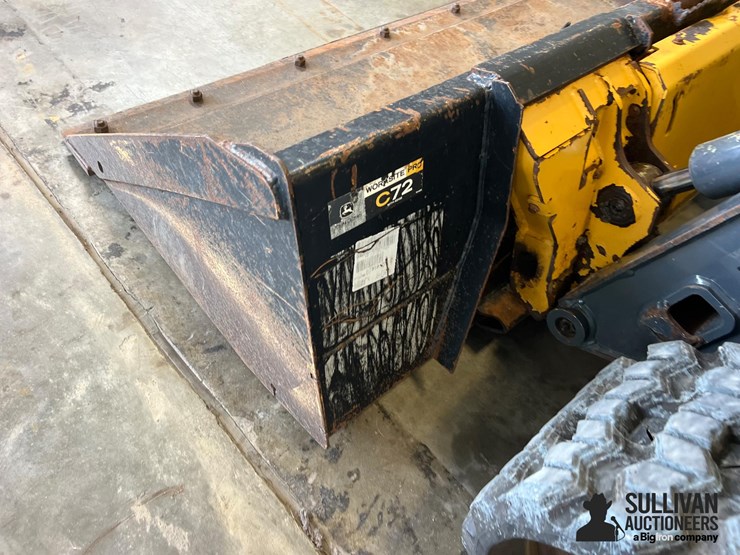 2018-deere-317g-image-10