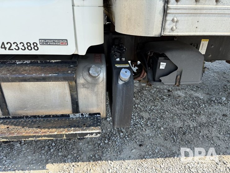 2012-freightliner-business-class-m2-van-truck-(pz13752,-unit-129)-image-5