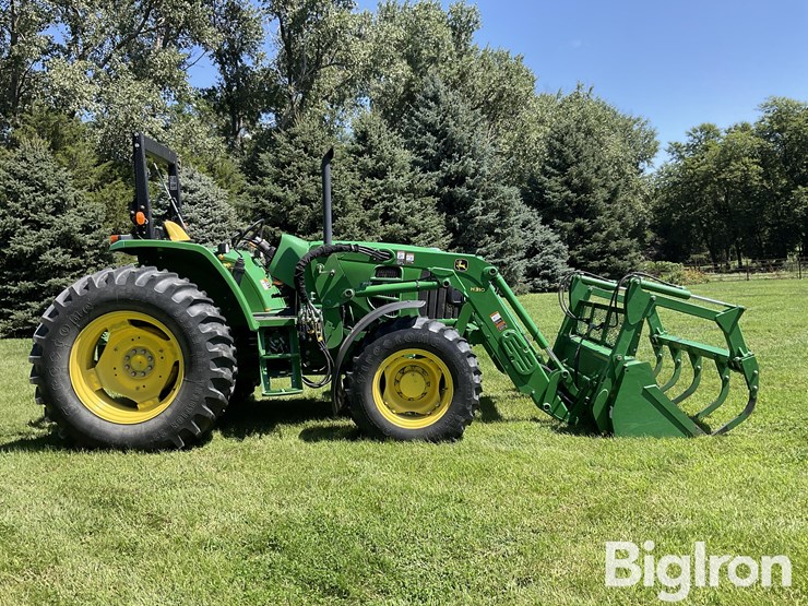 2010-john-deere-6115d-image-4