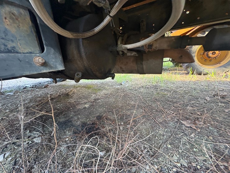 2000-ford-f750-image-28