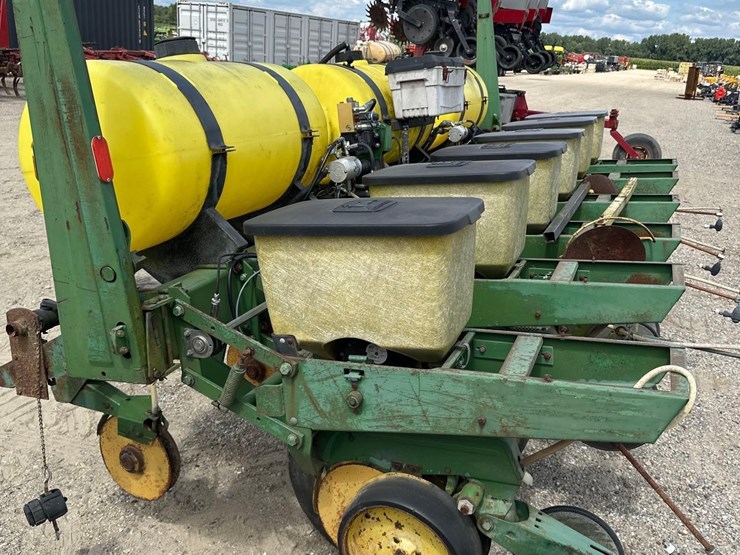john-deere-7000-image-12