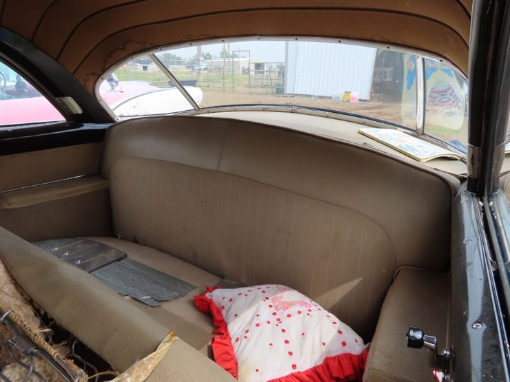 1951-ford-victoria-2dr-ht-image-12