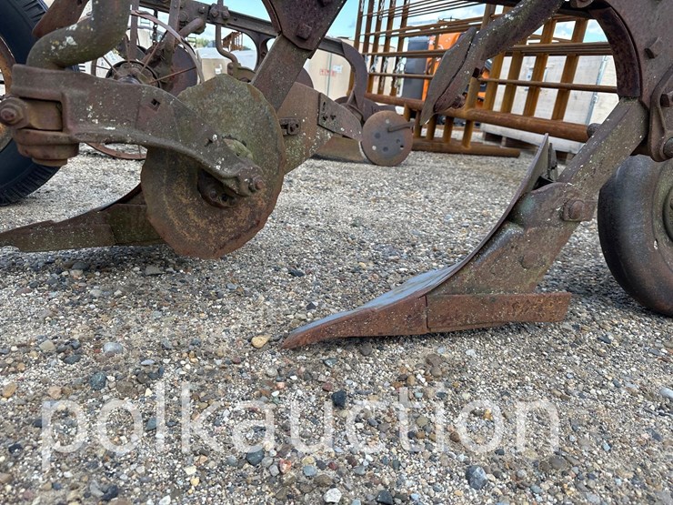 john-deere-44-image-5