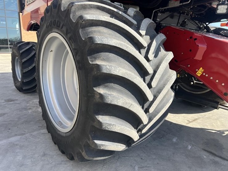 2022-case-ih-8250-image-14