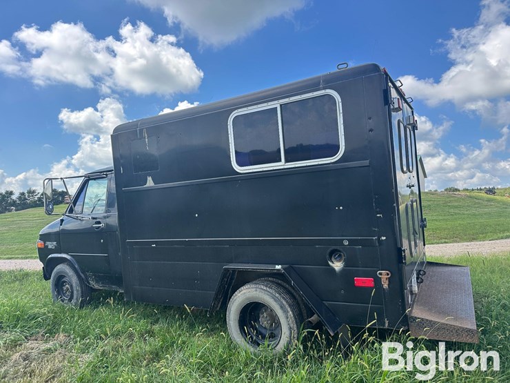 1986-chevrolet-g30-image-7
