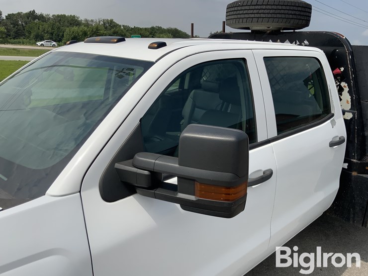 2015-chevrolet-silverado-3500hd-image-19