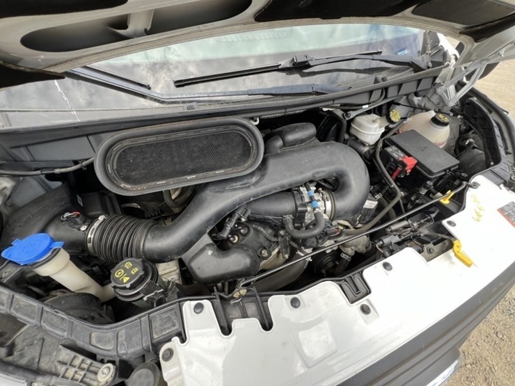 2015-ford-transit-image-13