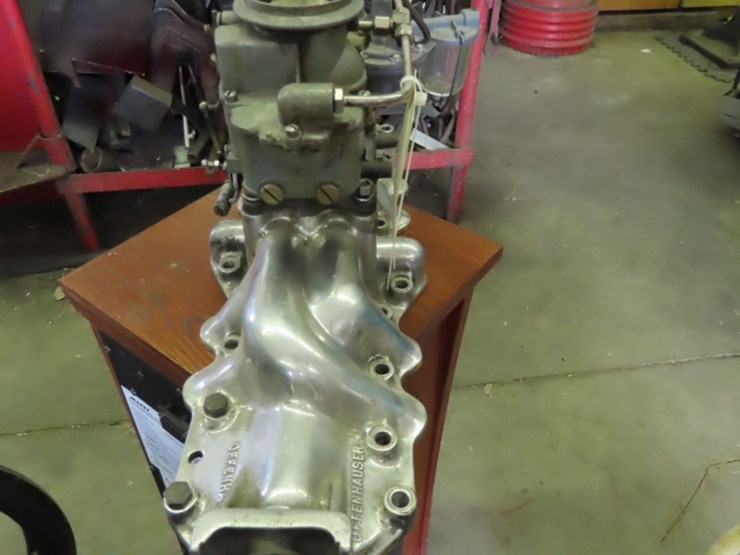 offenhauser-flathead-intake-with-carbs-image-9