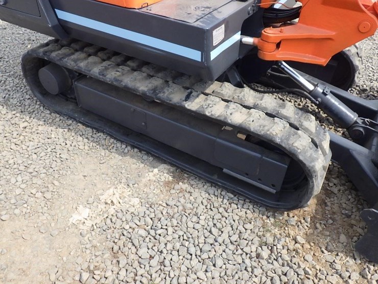 kubota-kh030-image-30