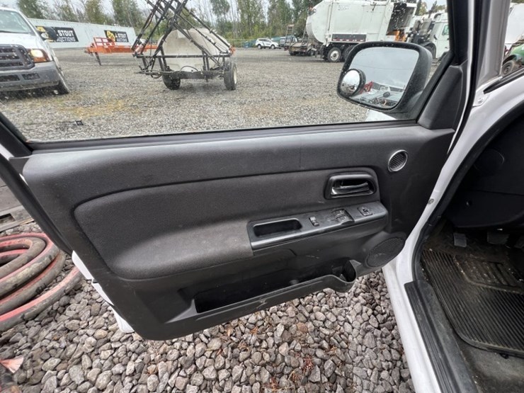 2012-chevrolet-colorado-image-22