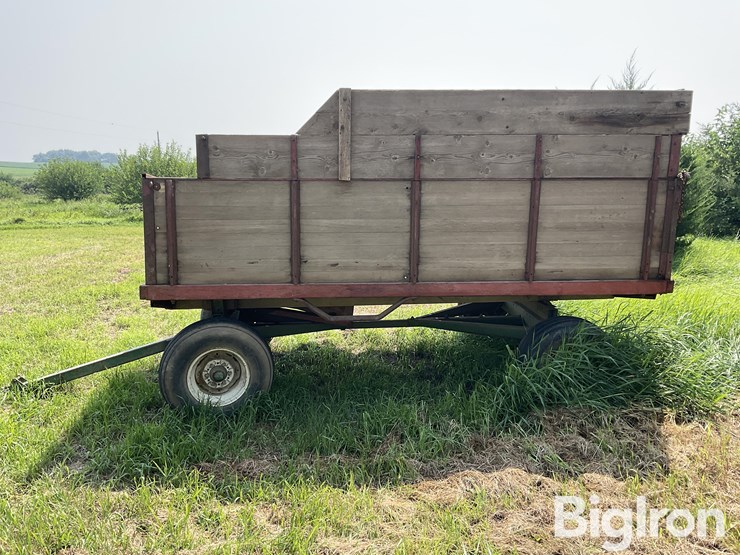 john-deere-1064-image-8