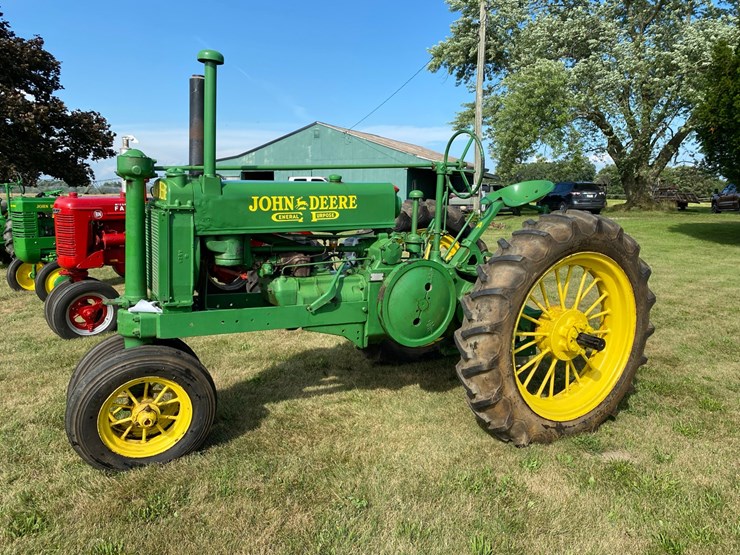 john-deere-a-image-1